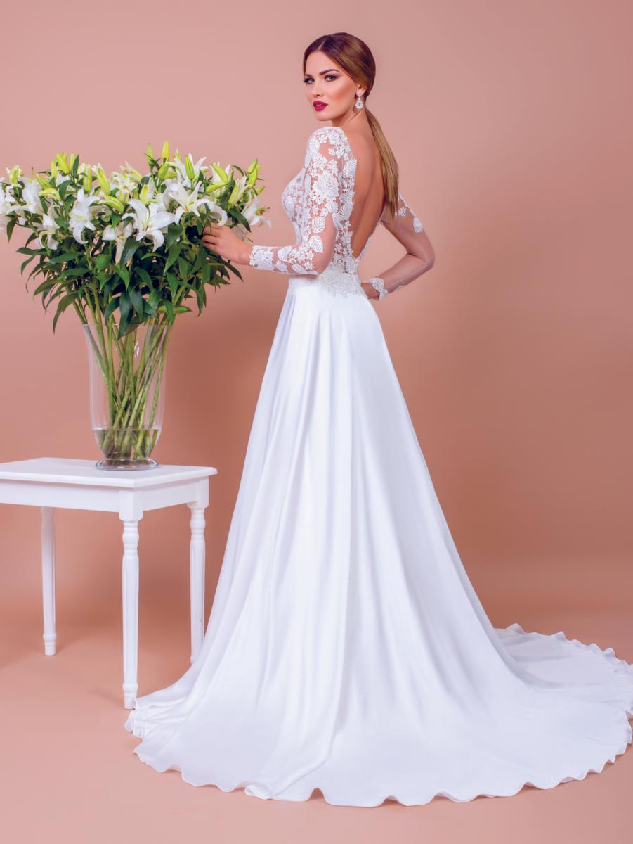 Bien Savvy Wedding Dresses