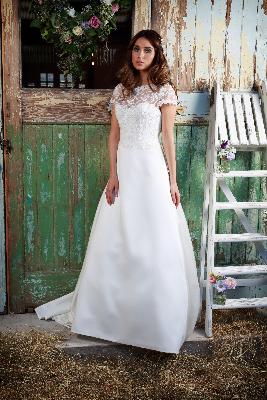 Amanda Wyatt - Edelinei
