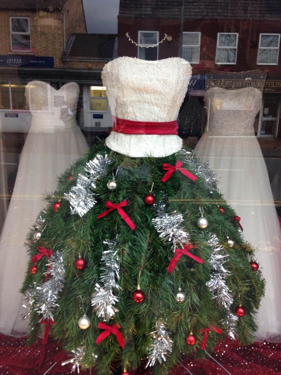 Beautiful Bridal Boutique Christmas Window Displays - Business - Bridal  Buyer