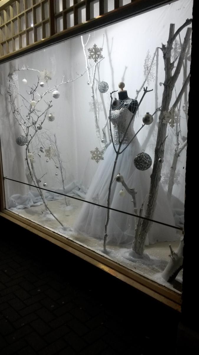 Beautiful Bridal Boutique Christmas Window Displays - Business - Bridal  Buyer