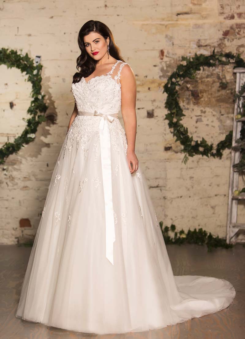 True curves wedding store dresses