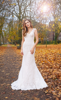 Catherine Parry's Cerys wedding dress from front