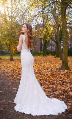 Catherine Parry's Cerys wedding dress from back