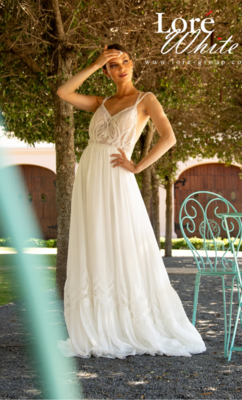 Lore white wedding dress hotsell