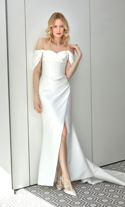 All About Alan Hannah - Collections - Bridal Buyer
