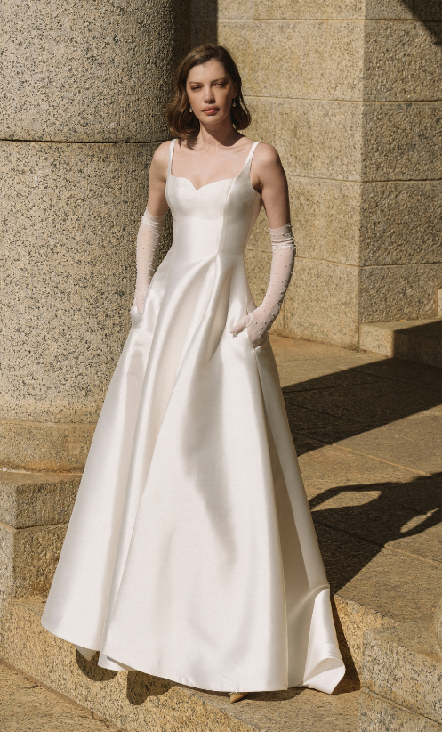 Elegance unveiled: Elbeth Gillis tells all - Collections - Bridal Buyer