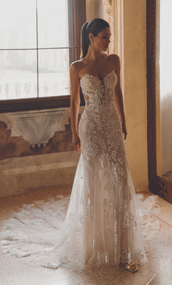 2025 bridal trends: Cassandra by Pen.Liv