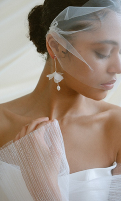 Tallulah Sheer Tulle Simple Ivory Birdcage Veil
