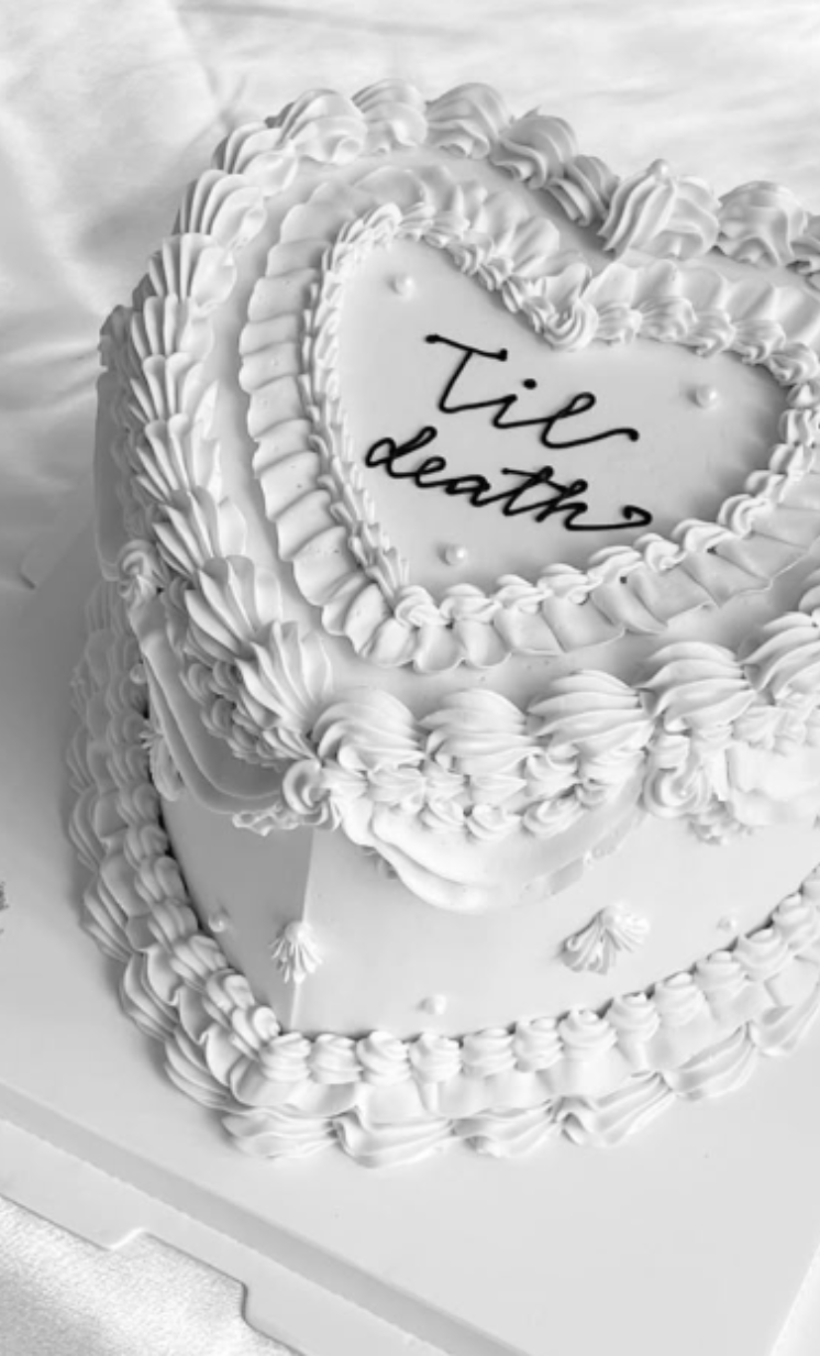 The vintage Lambeth cake that's making a comeback.