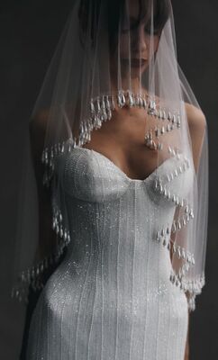 Tear drop edging by Leah Da Gloria 