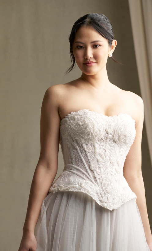 2. Modern Corsetry by Allure Couture 2. Modern Corsetry by Allure Couture