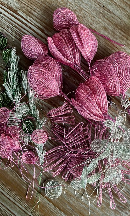 Hannah's florals are inspired by nature, colour and personal storytelling Hannah's florals are inspired by nature, colour and personal storytelling